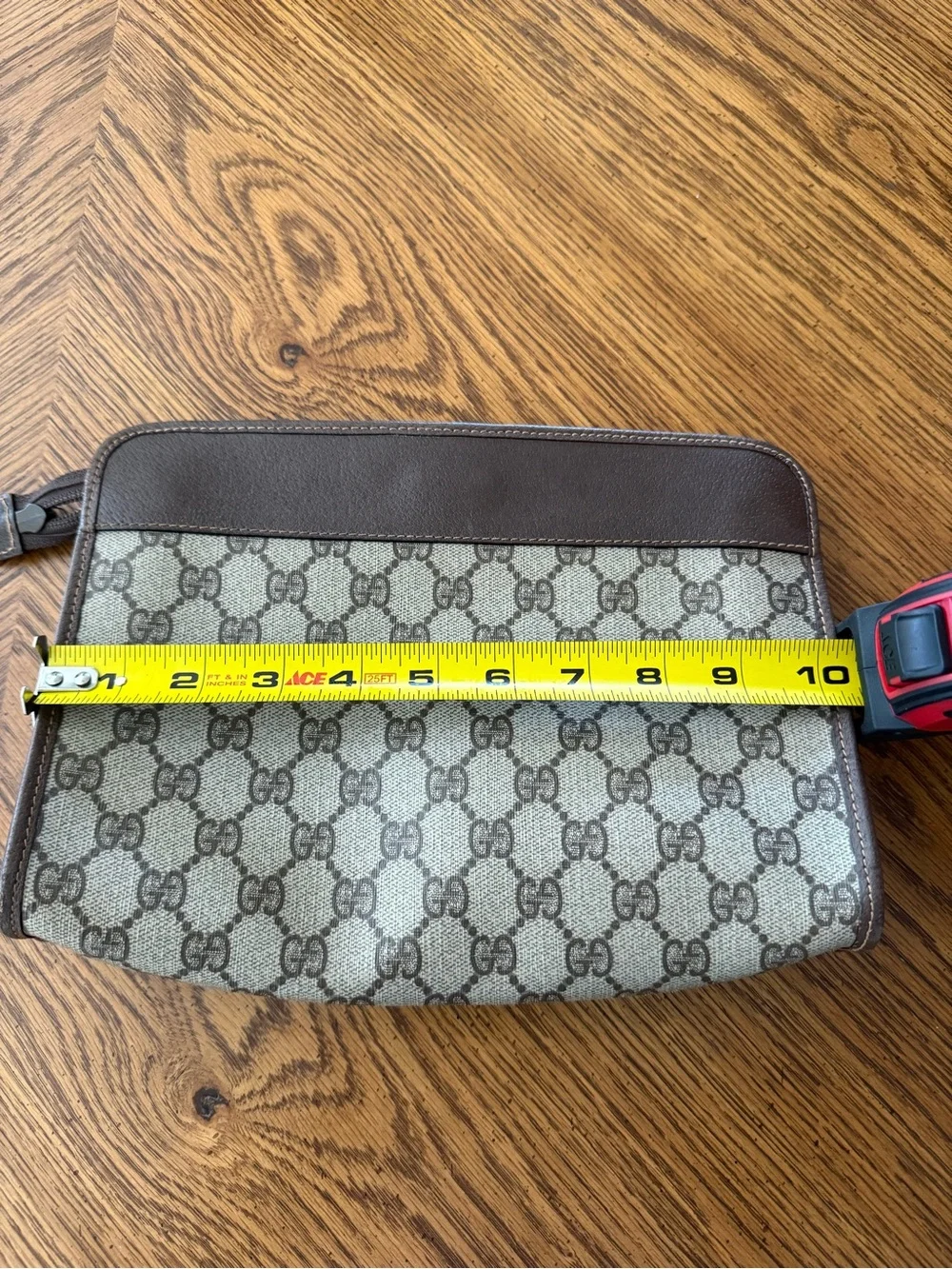 Gucci vintage toiletry details